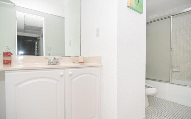 Apartment Hallandale L15