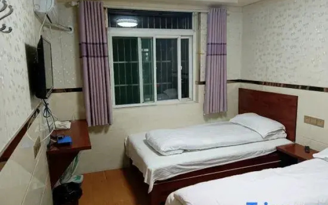 Jixiang Hotel (Hefei Wenzhongyuan Branch)