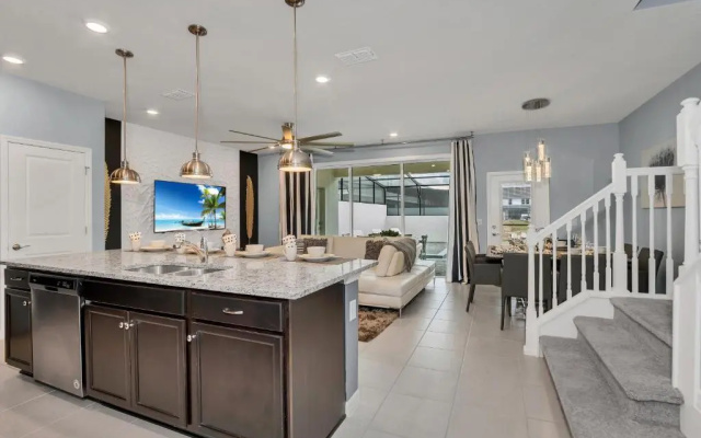 Townhome W/private Pool & Themed Rooms, Near Wdw!