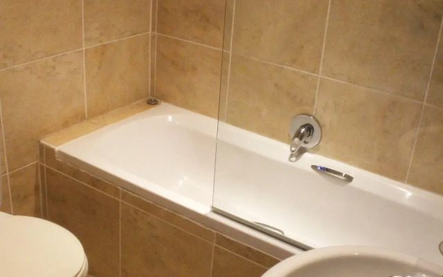 African Aquila Lodge