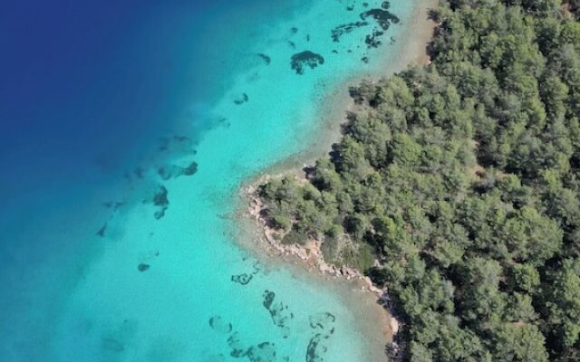 Blue Time Boutique Hotel