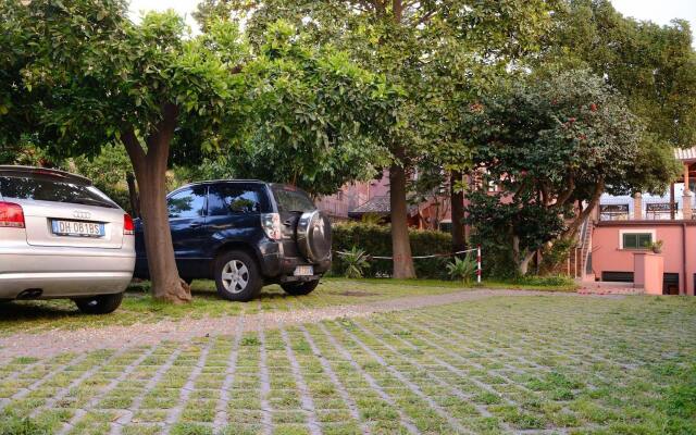 Alhambra B&B Guest House di Charme