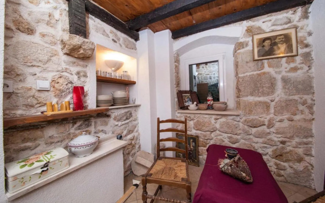 House Mario in Podgora, jacuzzi