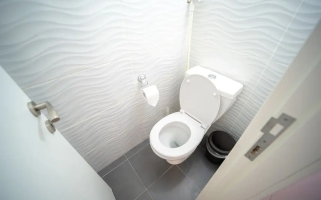 YalaRent Sunora 3BR APT - Families only
