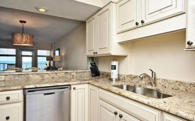 Boardwalk 485 by Youngs Suncoast