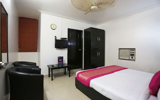 OYO 19046 Hotel Airport Suites