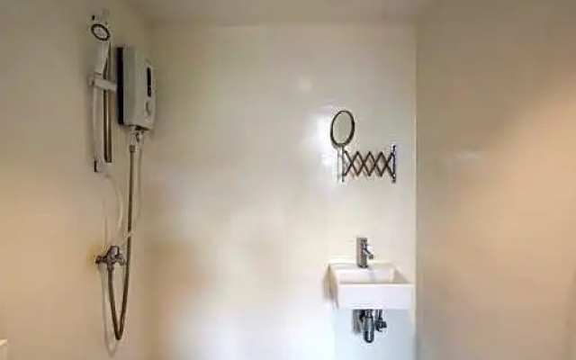 South Buona Vista Loft Studio Suites Serviced Apartment (Staycation Approved)