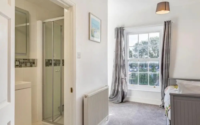 Lovely Villa 3 Kings 1double Sofa bed
