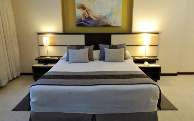 Mondrian Suite Hotel