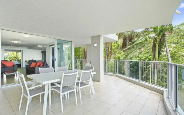 Azure Sea Whitsunday Resort