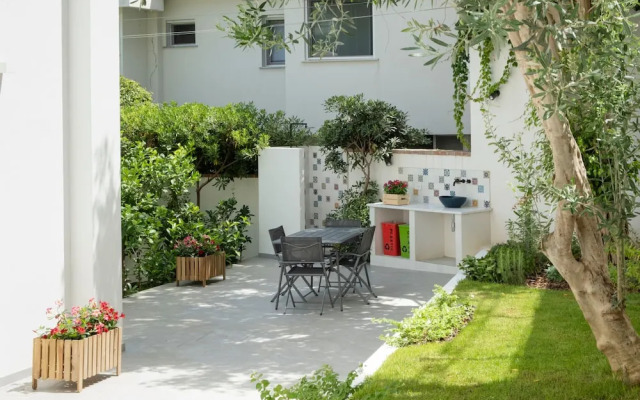 Addaura Marina Apartment by Wonderful Italy