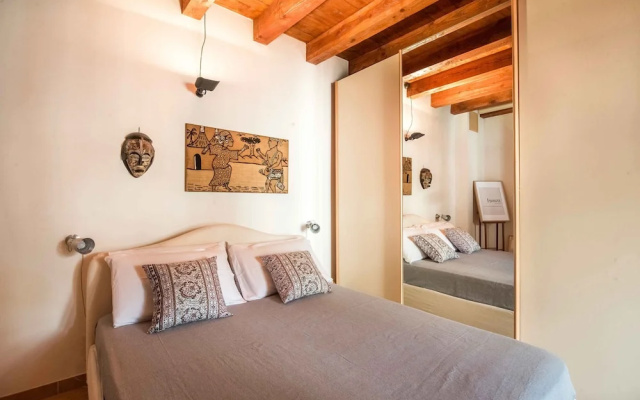 Nice Apartment in Palazzo Vatticani by Wonderful Italy