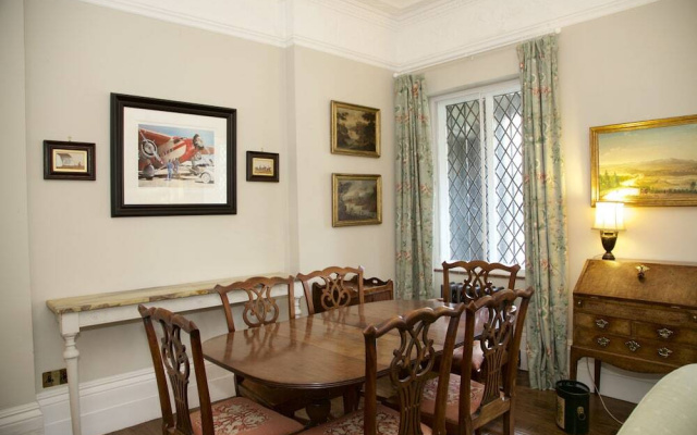 Chelsea 2-bedroom Luxury Apartment - Sleeps 6