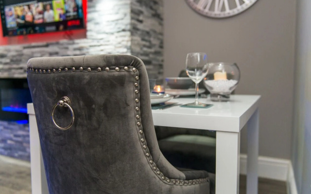 Aphrodite Suites Huddersfield