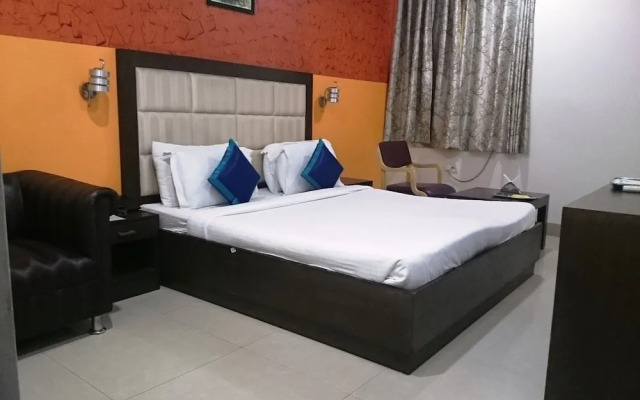 Hotel RTS Plaza Near IGI Airport