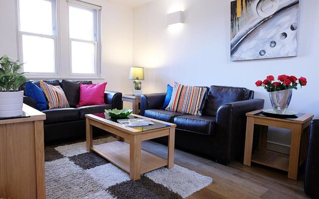 Urban Stay London City Apartments