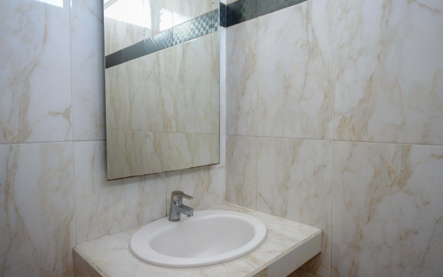 Urbanview Hotel Artama Simpang Lima by RedDoorz