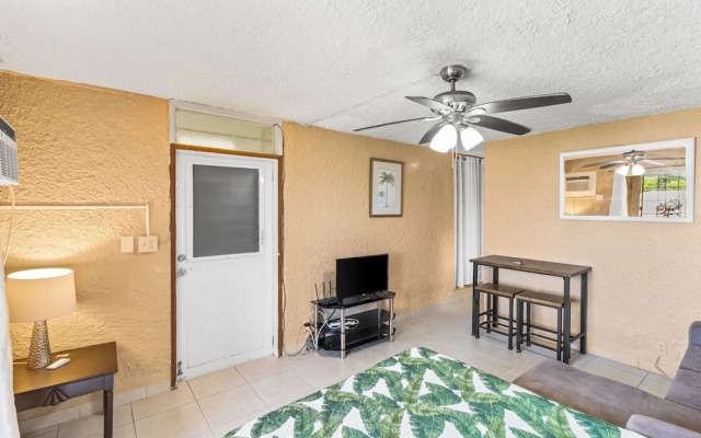 Caribbean View 1 Bedroom Condo by RedAwning