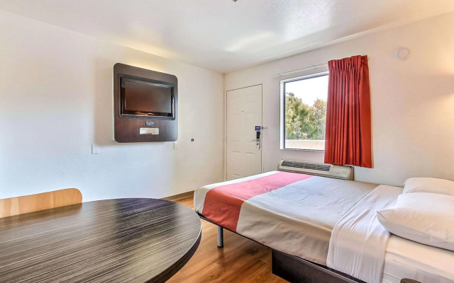 Motel 6 Sunnyvale, CA - North