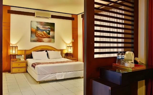 Puri Naga Beachfront Cottages