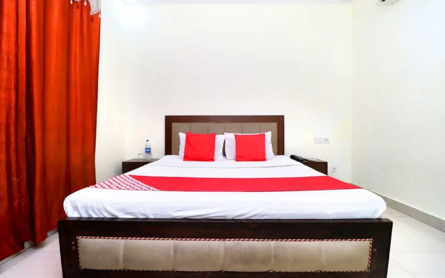 Oyo 39635 Hotel Shree Om
