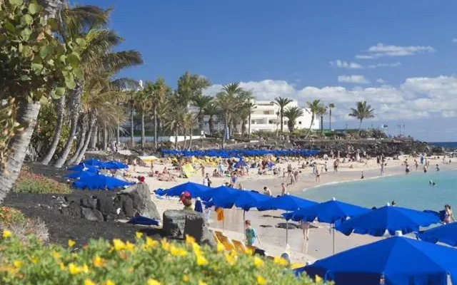 Playa Flamingo B