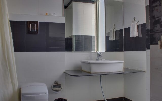 The Royal Melange Beacon