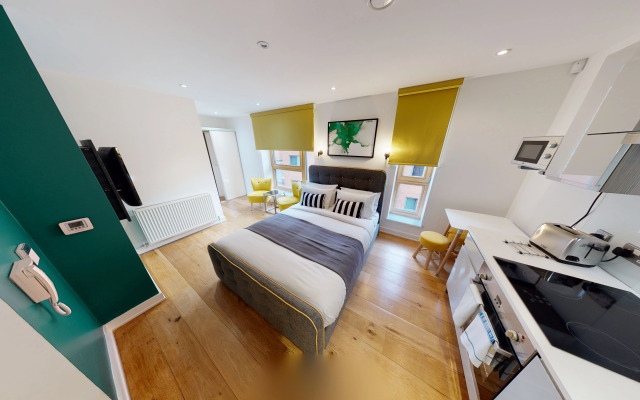 Quay Apartments Manchester
