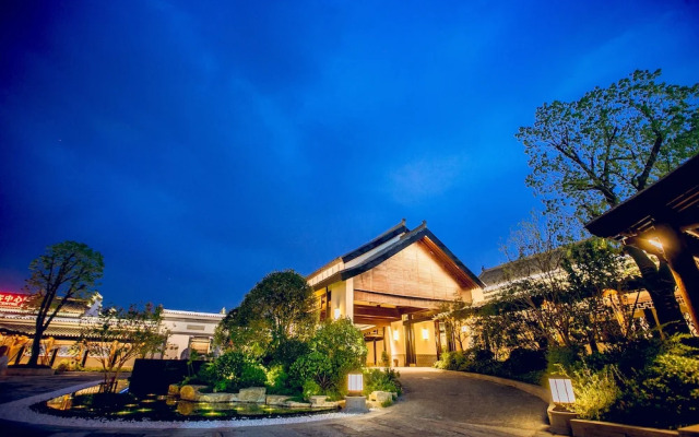 Xinhualian Lv Xin Gu Hotel