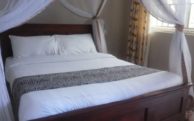 Lavic Country Resort