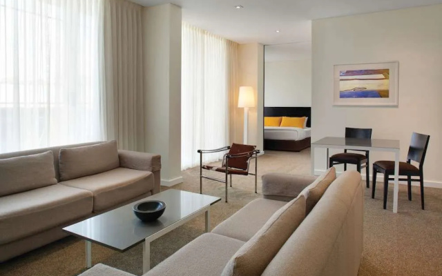 Adina Apartment Hotel Perth – Guest Rooms – Perth