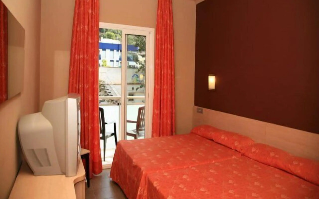 Tossa Beach-Center