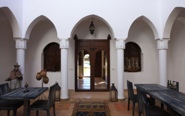 Riad Couleur Sable