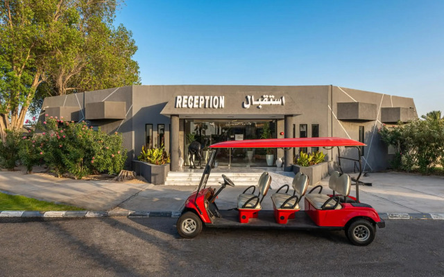 Hdb Al Khobar Resort And Spa
