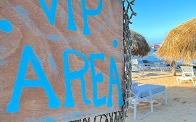 Playa Palmera Beach Resort