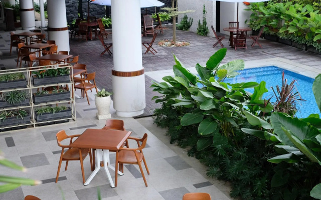 Rayz UMM Hotel Malang