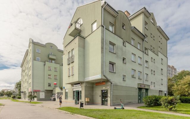 Bemowo Powstanców Slaskich by Renters