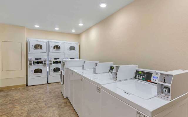 Extended Stay America Select Suites - Cleveland - Mentor