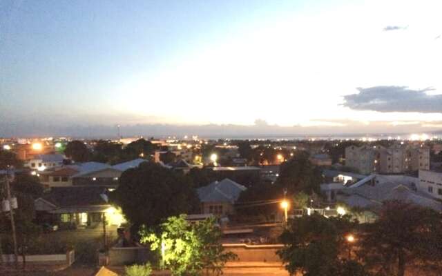 New Kingston Guest Apartment V