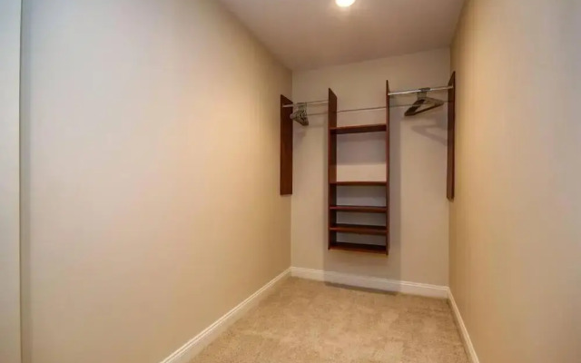 Baltimore executive Furnished rentals
