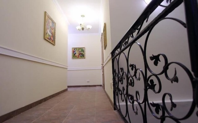 Boomerang Business Hotel