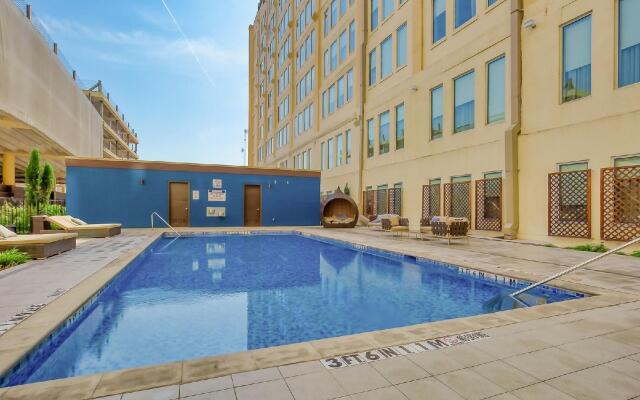 Luxury Downtown Dallas Stay by Amyfinehouse