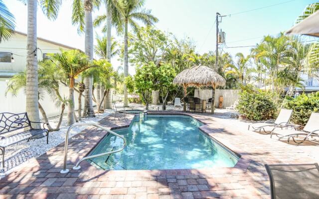 5570 Palmetto Street