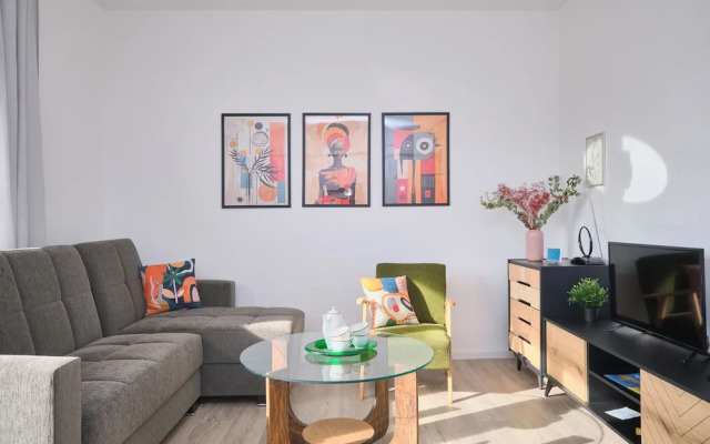 LAV Central Apartment by Litto