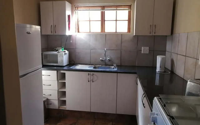 Ibis Place Guest House