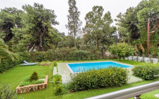 Marvelous, Secluded Villa w/ 3 BR , Pool & Garden, Kavos