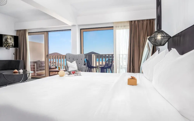 Kalypso Suites Hotel