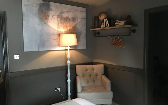 The Lion Hotel - Pub & Restaurant