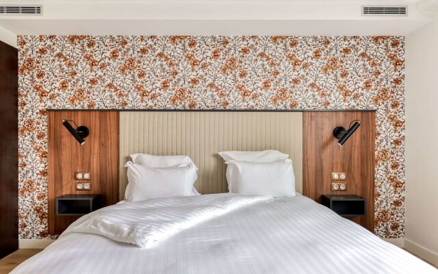 Zenitude Hotel la Valadière, an Ascend Collection Hotel