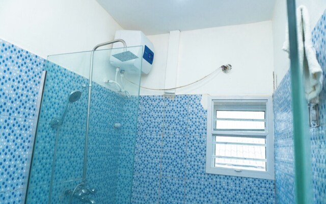 Charming 3-bed Apartment in Transe Ekulu Phase 6